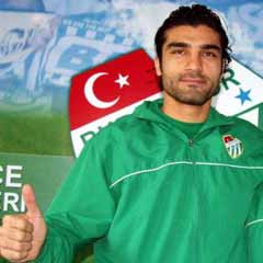Galatasaray'ın ilk transferi Mustafa Sarp oldu