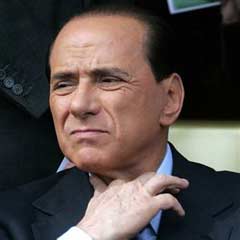 İtalyan seçmen Berlusconi'yi cezalandırdı