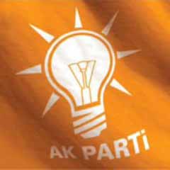 AK Parti, CHP'yi 2'ye katladı