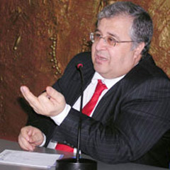 Türker'den istifa savunması