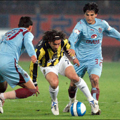 Trabzonspor'un ayağı Avni Aker'de kulağı ise İstanbul'da... 