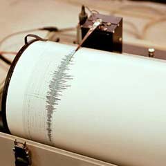 7,1'lik deprem: 6 ölü