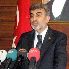 Enerji Bakanı Yıldız yurda döndü