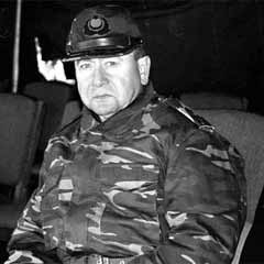 İşte Ersöz'ün 'hayalet' sevgilisi!