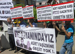 'Akit Gazetesi'nin yanındayız!'