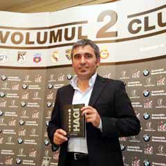 Hagi'nin futbol hayatı iki DVD'ye sığdı