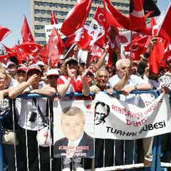 Ergenekon savcısına tehdit!