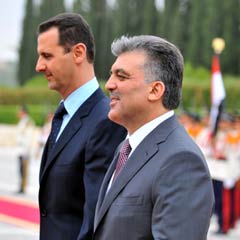 Gül, Suriye'de kapıları ardına kadar açtı