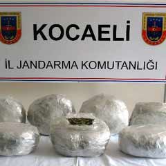 Kargo paketinden 17 kilogram esrar çıktı!