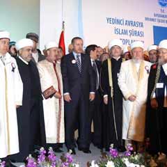 "Hiçbir güç, Azeri-Türk halkını ayıramaz"