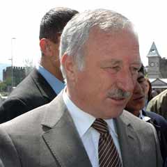 Cep telefonu yasağına Kayserili çözüm