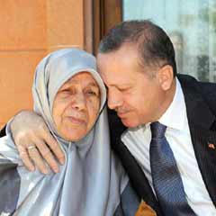Başbakan Erdoğan, annesini unutmadı