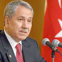 Arınç: Başörtüsü yasağından kurtulacağız!