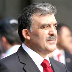 Gül, Türk'ü kabul etti