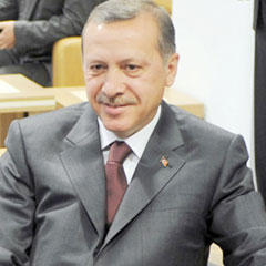 Başbakan'dan, kabine dışında kalanlara jest