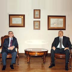 ABD Azeri ve Ermeni liderleri buluşturacak