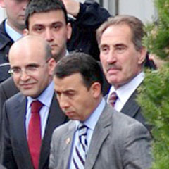 Erdoğan'ın evinde mini zirve