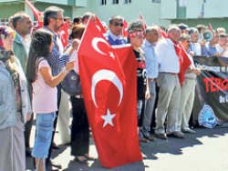 Teröre bir avuç tepki