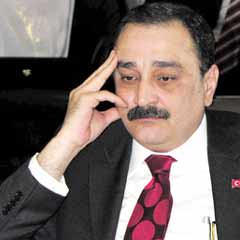 Sinan Aygün'den Eruygur'a: Emrinizdeyim