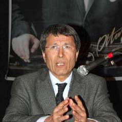 Halaçoğlu'ndan Obama'ya: Siz Küba sınırlarını açın