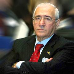 Eruygur'dan 'yırtıp atın' emri!