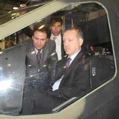 Erdoğan helikopter kullandı