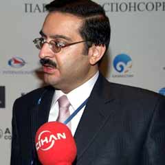 "Ermeni sınır kapısını açma fikrinden vazgeçilmeli"