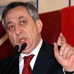 Gel de bu CHP ile uzlaş!