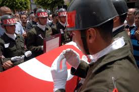 PKK aynı anda iki tabura saldırdı