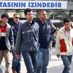 İzmir'deki operasyonda gözaltı sayısı 30 oldu