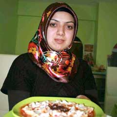Herkes mantısını sevince dükkân açtı