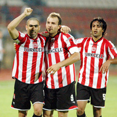 Sivasspor 27. haftanın sonunda da lider