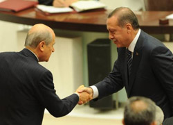 'MHP'liler seni yalnız bırakmaz'