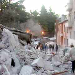 İtalya'da deprem: Ölü sayısı 279 oldu