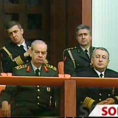 Komutanlar 21 ay sonra Meclis'te