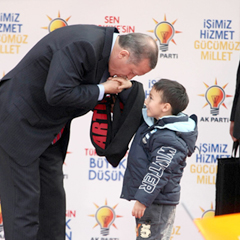 Mart ayında objektiflere yansıyan ilginç anlar (FOTO)