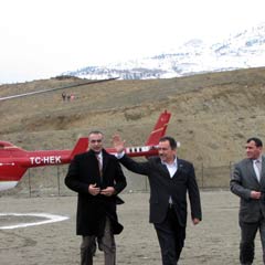 Pilotu zehirlediler mi?