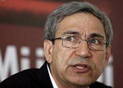 Pamuk: Türkiye'yi temsil etmek istemiyorum