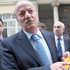Bekaroğlu ilçelerde aldığı oyları büyükşehirde alamadı
