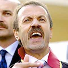 Ergenekon sanığı, savcıları tehdit etti
