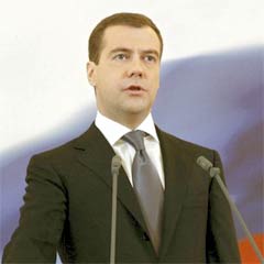 Medvedev krizle mücadelede 2011'i gösterdi