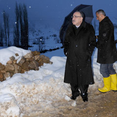 Bakan Atalay mahsur kaldı