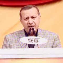 Erdoğan'ın kaşkolsuz ilk mitingi