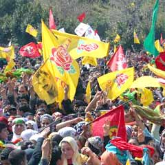 DTP, Nevruz'u Öcalan mitingine dönüştürdü