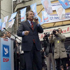 DSP Genel Başkanı Sezer, Van'da