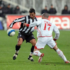 Lider Sivasspor, Beşiktaş'a bileniyor