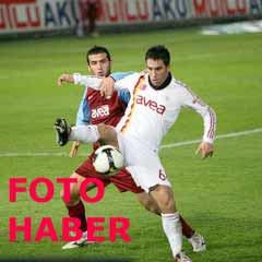 Avni Aker'de gülen olmadı (FOTO)