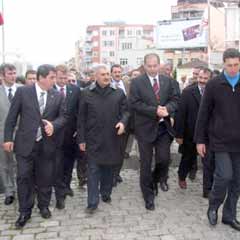 Kızılay Bağışçılarına Ödül Törenine Katıldı