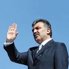 Gül yarın İran'a gidecek