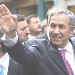 Bülent Arınç'dan Beytullah Selman'a tam destek
